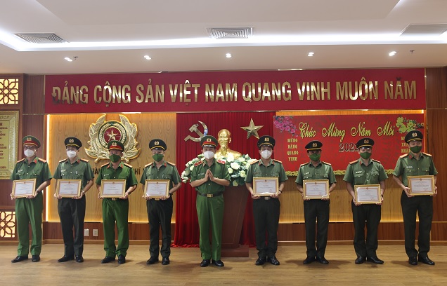 Công an TP Hồ Chí Minh tiếp tục duy trì kế hoạch tấn công trấn áp tội phạm -1