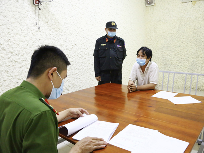 Tầm nã mùa đại dịch -0