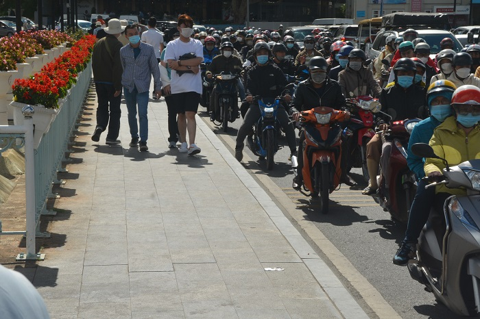 Tết sẻ chia của người Đà Lạt với du khách gần xa -0