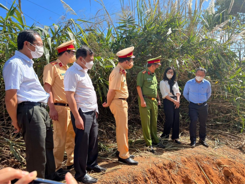 Thủ tướng yêu cầu khẩn trương điều tra TNGT làm 6 người tử vong ở Gia Lai -0