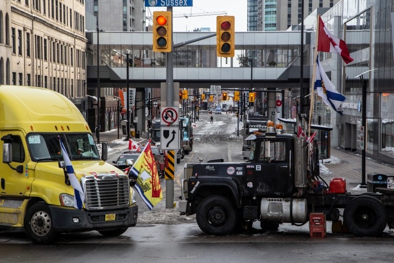 Người biểu tình Canada chặn đường giao thương, Mỹ cảnh báo thiệt hại kinh tế nghiêm trọng -0