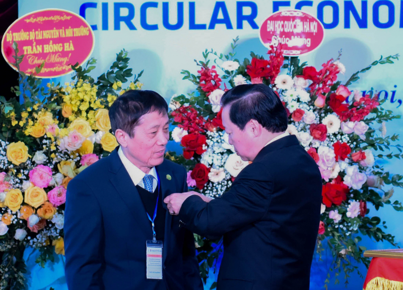 a1be85b834a9f8f7a1b8.jpg -0