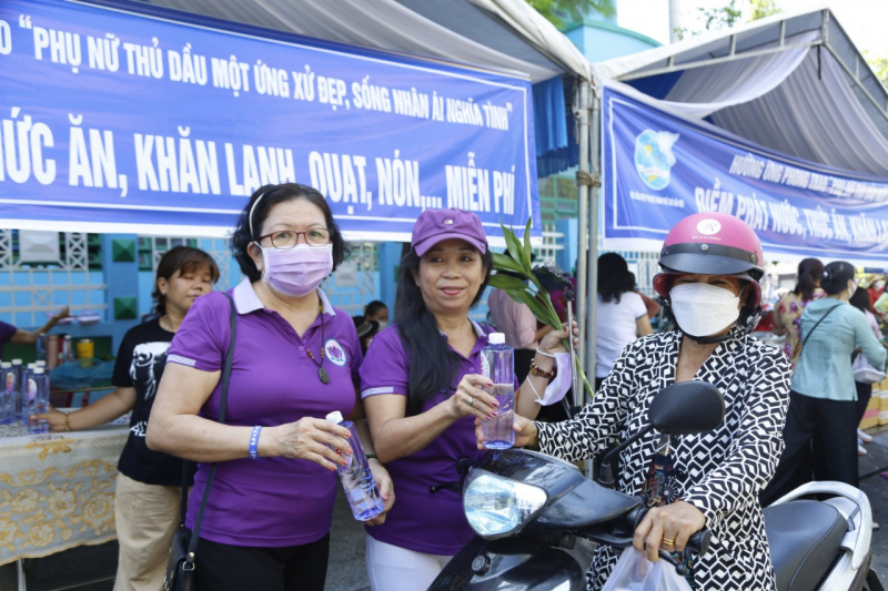 “Lễ hội không đồng” ở Chùa Bà Bình Dương -0