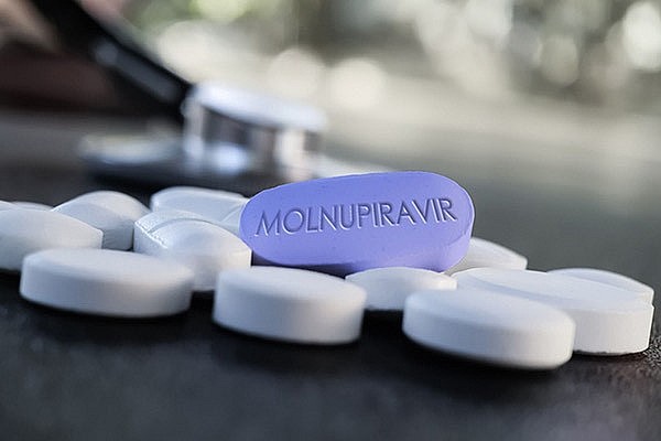Three domestically-produced Molnupiravir drugs to treat COVID-19 licensed -0