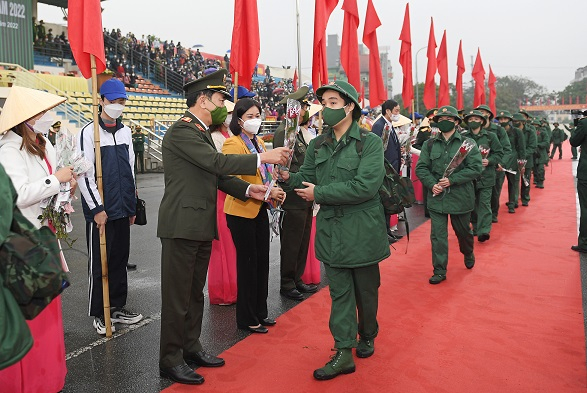 MPS leaders join enlistment events in Hanoi, HCMC -0