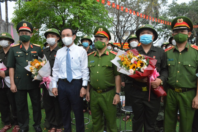 MPS leaders join enlistment events in Hanoi, HCMC -0
