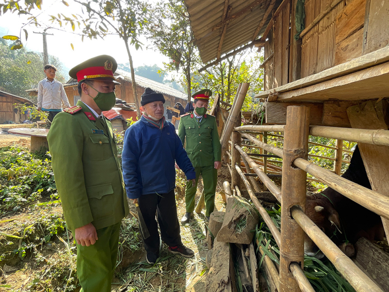 Già bản nơi đại ngàn Copia -0