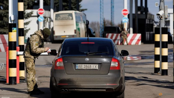 Ukraine ban bố tình trạng khẩn cấp toàn lãnh thổ -0
