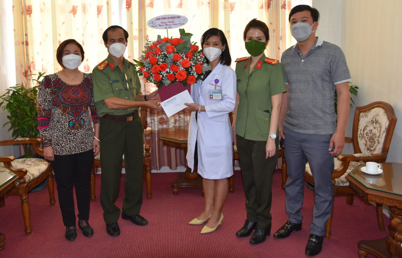 Báo Công an Nhân dân chúc mừng các Bệnh viện nhân ngày Thầy thuốc Việt Nam 	 -0