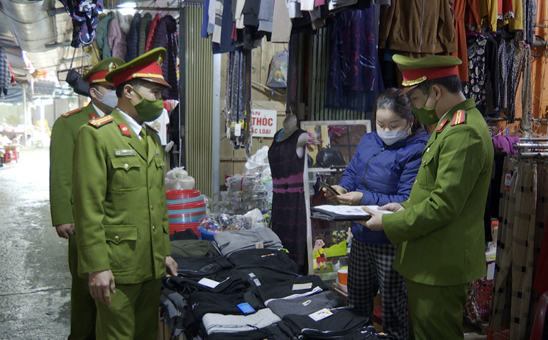 anh 1. huong dan tieu thuong cai dat tai cho phuong minh tan.jpg -0