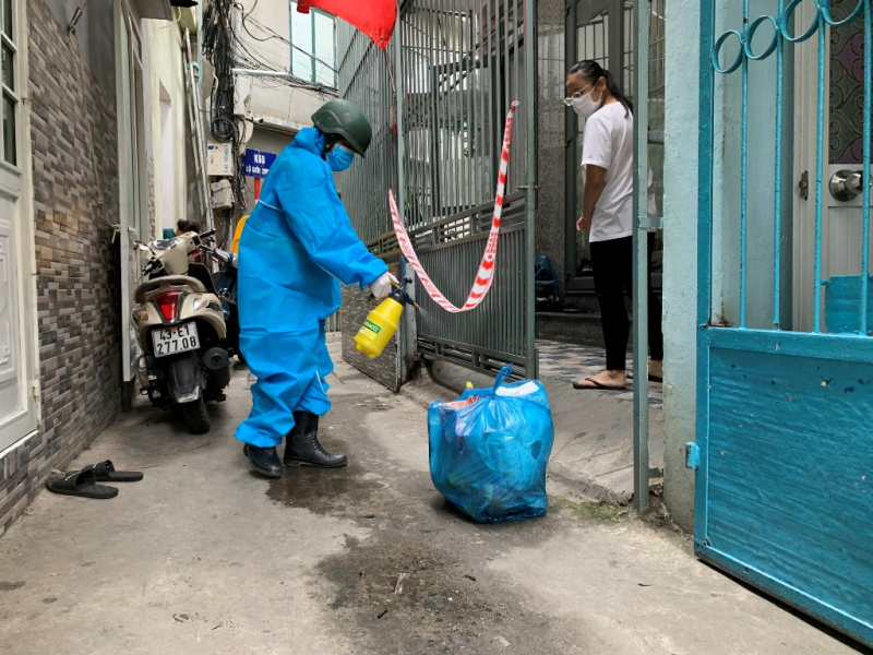 Nguy cơ lây nhiễm COVID-19 do rác thải từ các gia đình có F1, F0 -0