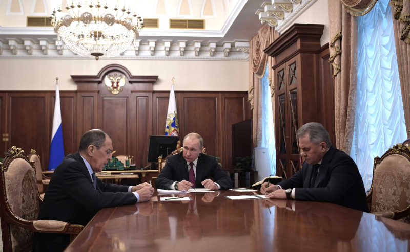 Phương Tây trừng phạt Tổng thống Putin -0