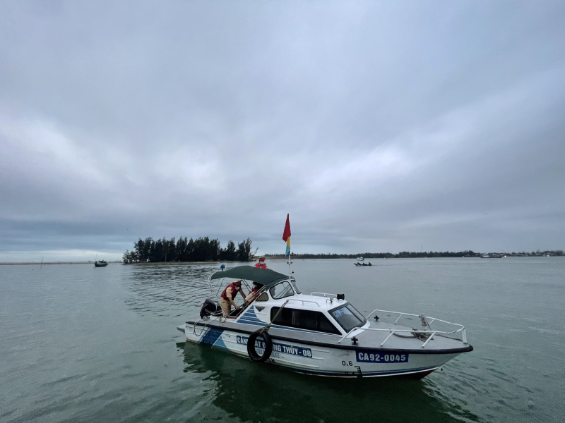 Thủ tướng Chính phủ chỉ đạo: Huy động mọi phương tiện, nhân lực tìm kiếm, cứu người trong vụ tai nạn giao thông đường thủ đặc biệt nghiêm trọng tại Quảng Nam -0