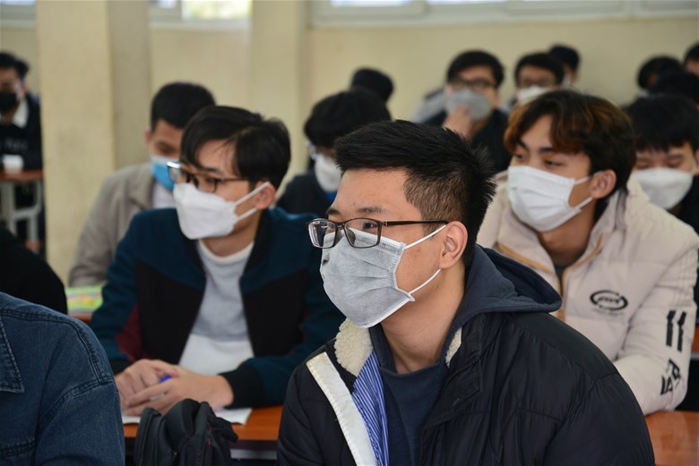 Nhiều trường tại Hà Nội sẽ chuyển sang dạy học trực tuyến từ ngày 28/2 -0