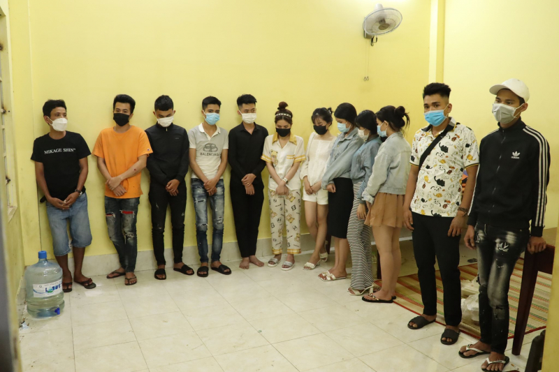 Bắt nhanh 12 người liên quan đến vụ nổ súng giải quyết mâu thuẫn -0