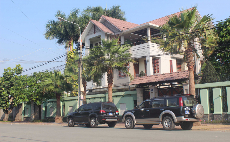 Bắt thêm 3 cán bộ liên quan đến sai phạm về quản lý đất đai tại TP Biên Hòa  -0