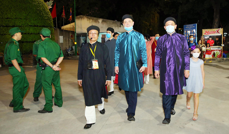 Còn nhiều vướng mắc trong đón khách du lịch quốc tế -0