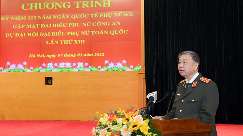 Bộ trưởng Tô Lâm gặp mặt đại biểu phụ nữ CAND -0