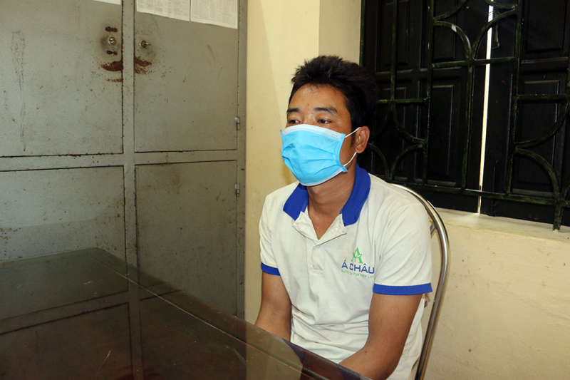 Tạm giữ đối tượng chống đối, đẩy ngã 3 CSGT đường thủy xuống sông -0