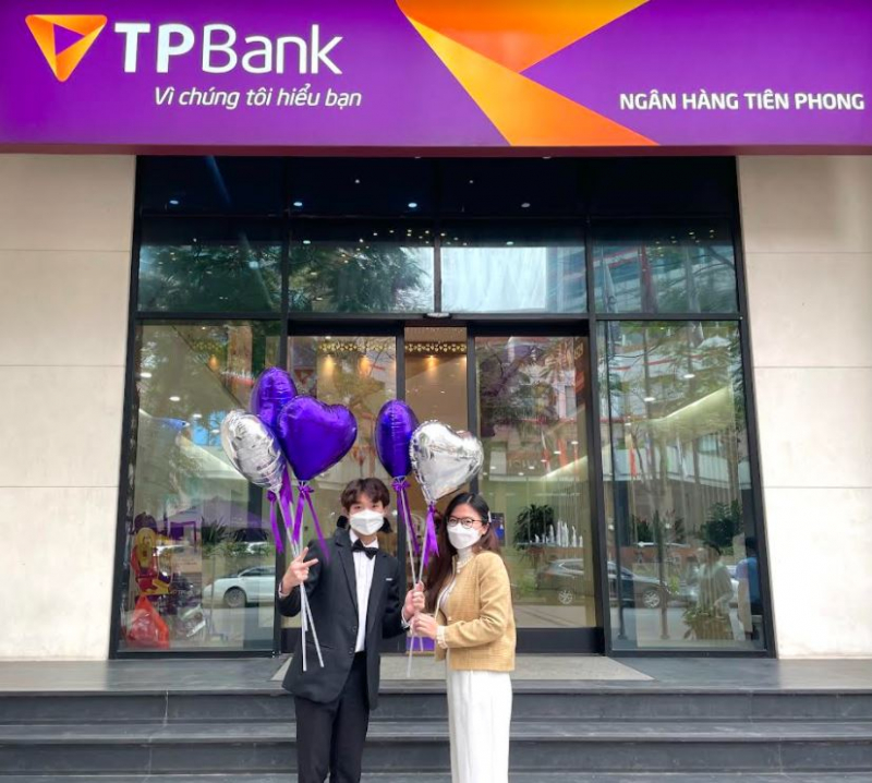 Mùng 8/3, tới TPBank là có quà xinh -0