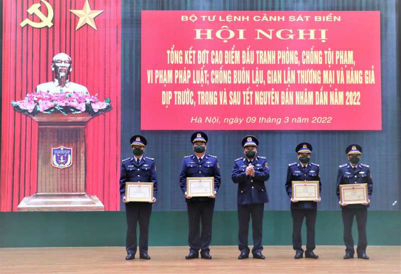 Bắt giữ, xử lý hơn 220 vụ buôn lậu, tội phạm trên biển -0