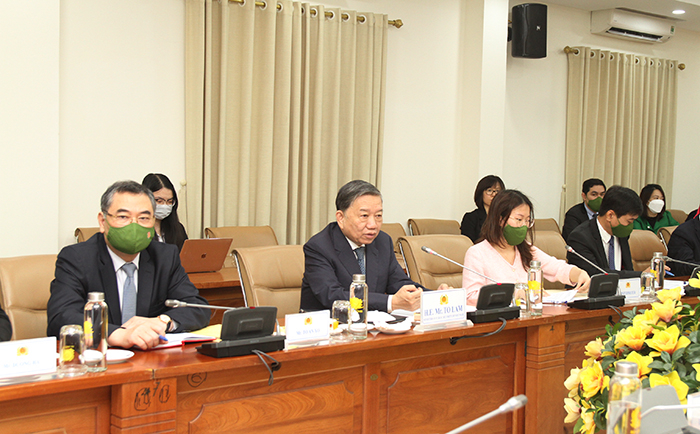 Vietnam ensures stable and secure environment for foreign investors -0