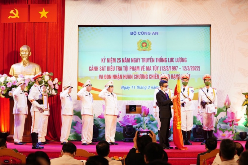 Đấu tranh không khoan nhượng với tội phạm ma tuý -0