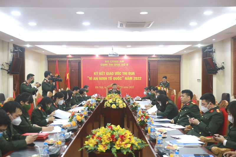 Cụm thi đua số 8 Bộ Công an ký kết giao ước thi đua 