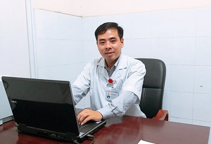 Thượng úy, bác sỹ Bệnh viện 19/8 lọt danh sách 10 bác sỹ trẻ tiêu biểu -0