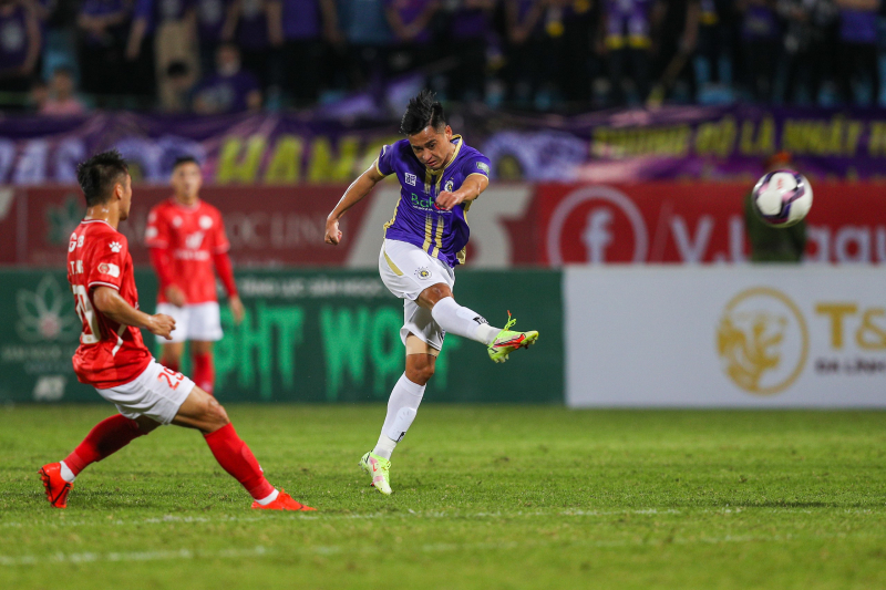 Sau 3 trận bị hoãn, Hà Nội FC có điểm đầu tiên tại V.league 2022 -0