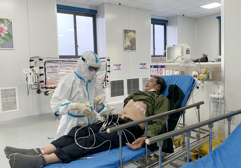 Cho rằng Omicron không lan xuống phổi là không đúng -0