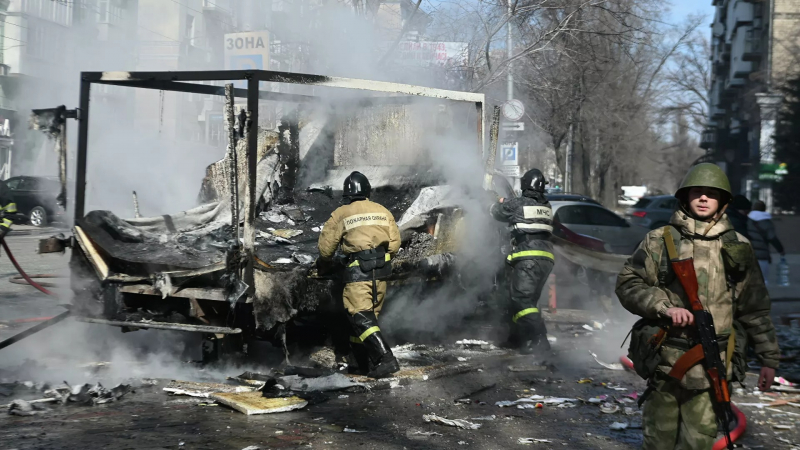 Su-25 Nga trúng tên lửa Ukraine rách toác nhưng vẫn về căn cứ an toàn -0