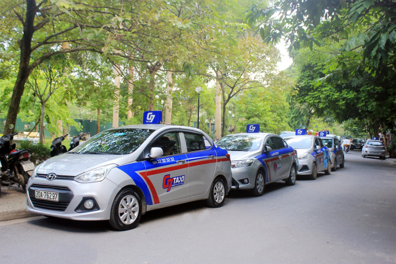 Cước taxi, vận tải khách liên tỉnh tăng giá  -0