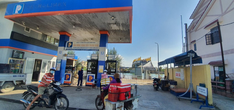 Hội An: Cầu bộ hành 54 tỉ chưa đi vào sử dụng đã “vướng” đảm bảo an toàn và mỹ quan -1