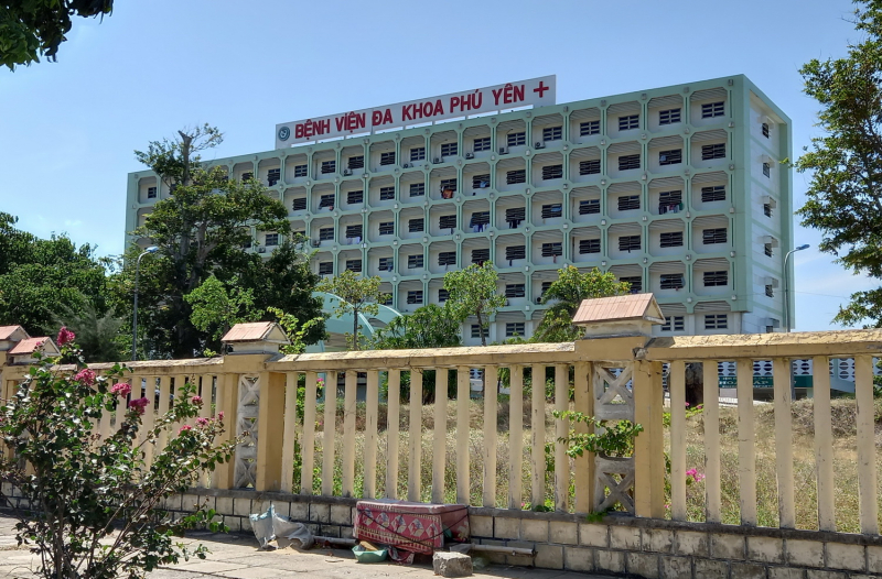 Bệnh nhân chịu thiệt vì ngành y tế chậm trễ đấu thầu thuốc -0