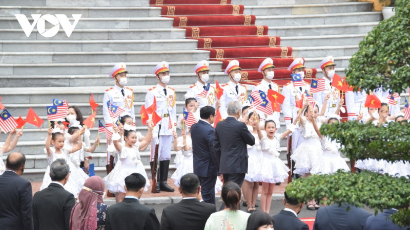 Lễ đón Thủ tướng Malaysia thăm chính thức Việt Nam -3