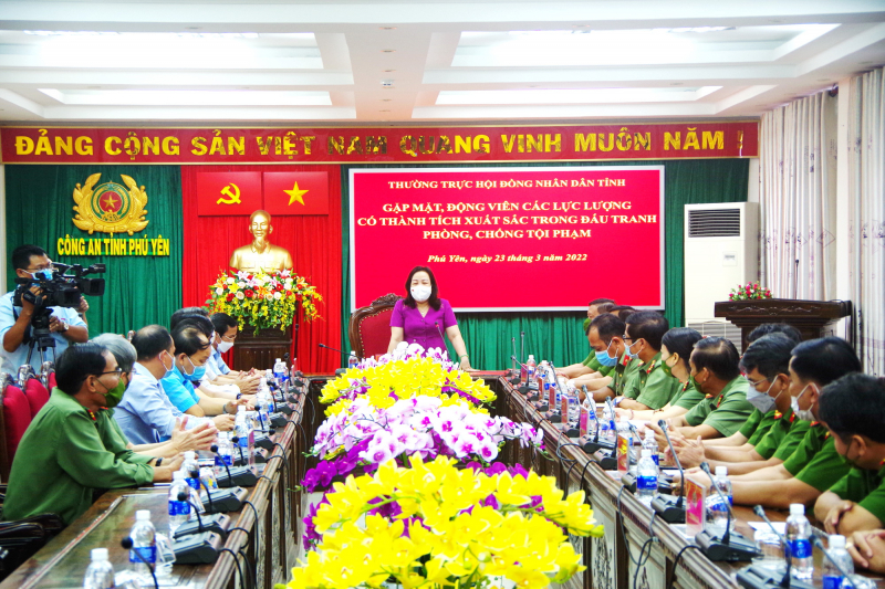 Thường trực HĐND tỉnh Phú Yên biểu dương chiến công của lực lượng Công an -0