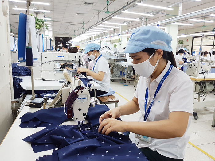 Người lao động chật vật trước cảnh giá tăng, lương “đóng băng”! -0