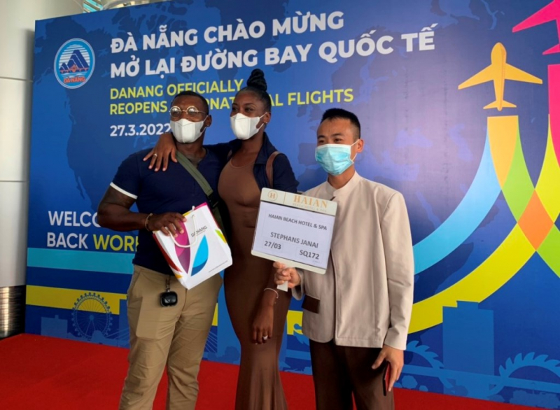 Hơn 300 du khách quốc tế mở đầu cho các chuyến bay quốc tế trở lại Đà Nẵng -2