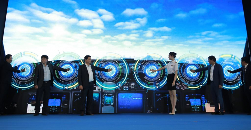 Hơn 300 du khách quốc tế mở đầu cho các chuyến bay quốc tế trở lại Đà Nẵng -0