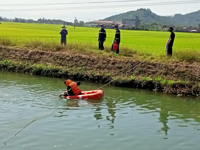 z3293335855970_bf06b4824b0b80877a4148b037eb8bd4.jpg -0