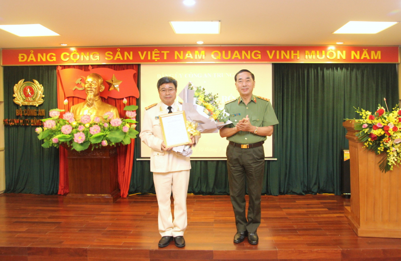Công bố Phó Chủ nhiệm Thường trực Ủy ban Kiểm tra Đảng ủy Công an Trung ương -1