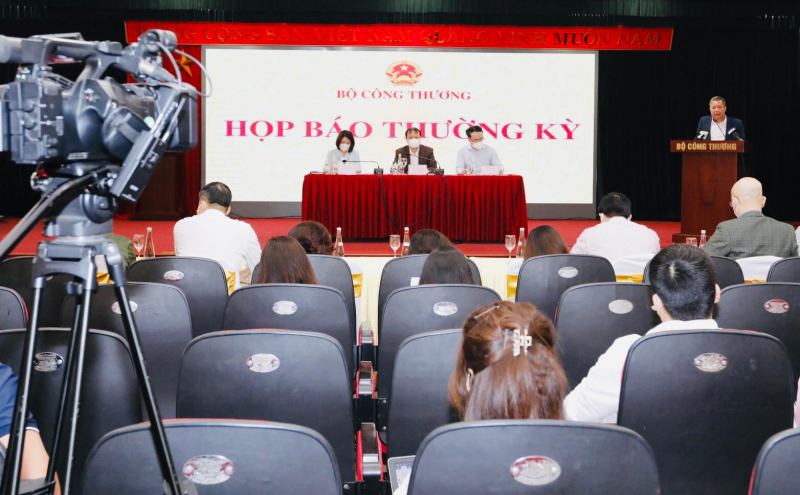 Xử lý nghiêm các trường hợp sai phạm liên quan đến điện mặt trời mái nhà -0