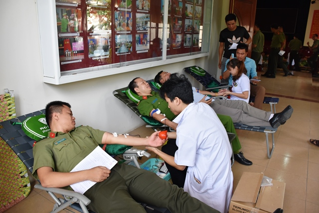 Nhiều hoạt động vì cộng đồng  của tuổi trẻ Công an tỉnh Quảng Nam -0