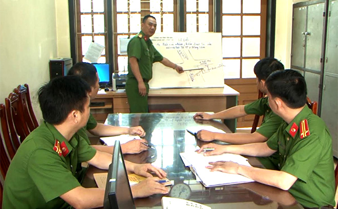 Chủ công trong đấu tranh với tội phạm hình sự -0