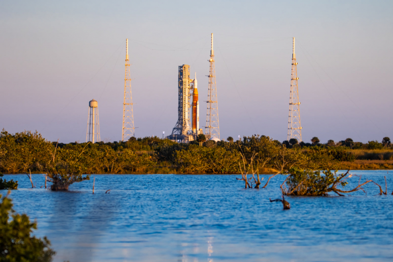 NASA rục rịch thử nghiệm cho sự trở lại của con người lên mặt trăng -0