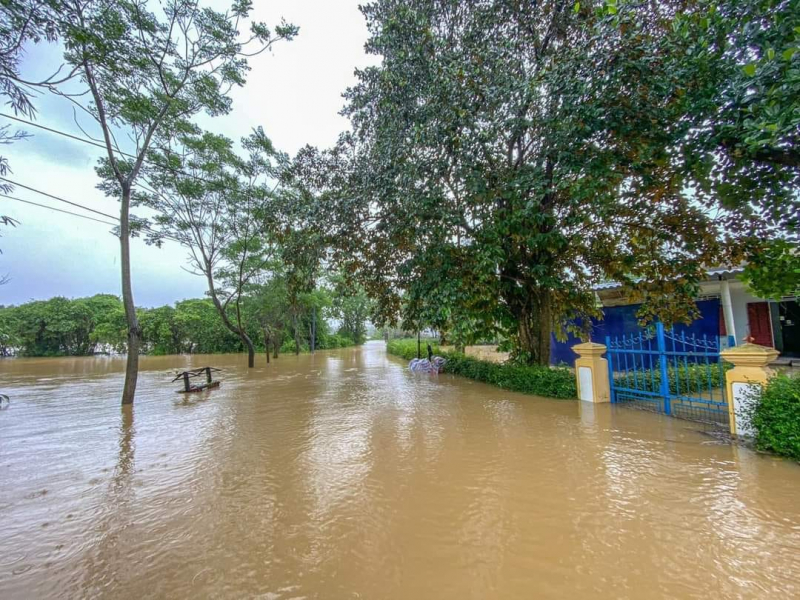 Lũ trái mùa nhấn chìm hàng nghìn héc ta lúa, hoa màu ở Thừa Thiên-Huế  -0