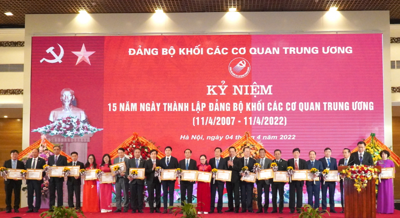 Phát huy hơn nữa vai trò lãnh đạo của Đảng trong các cơ quan, đơn vị ở Trung ương  -1