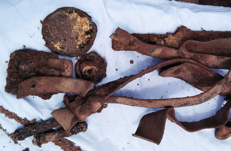 Phát hiện hài cốt liệt sĩ trong lúc đào lắp đặt ống nước -0