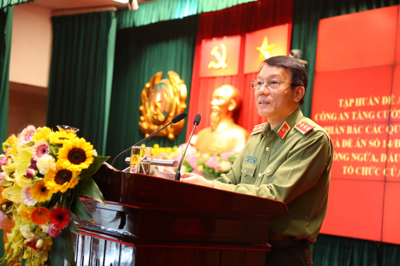 Bảo đảm an ninh chính trị nội bộ, đấu tranh phản bác quan điểm sai trái, thù địch trong tình hình mới -0